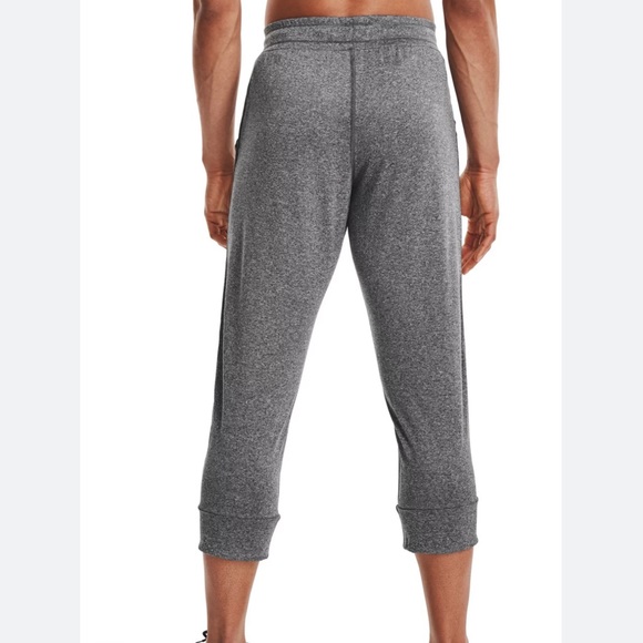 Under Armour Women's UA Tech Capris Pants Gym Swetpants 1351100 - NWT GRAY - XS - Picture 4 of 7